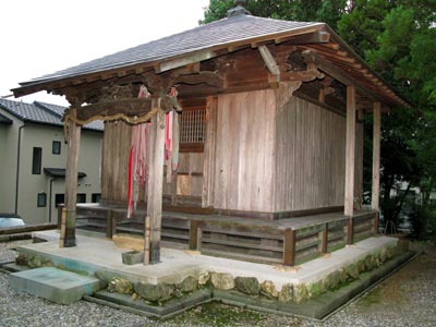 �y������32��B